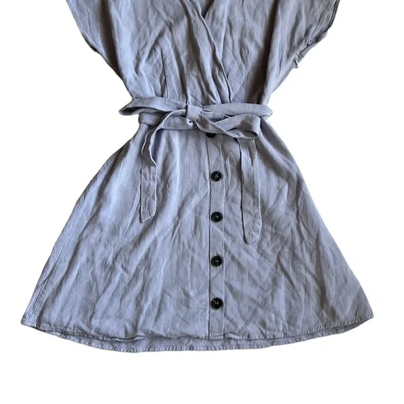 Sadie & Sage Women's Surplice Dress Color: Slate/Light Purple/Gray Size Small - Picture 6 of 11